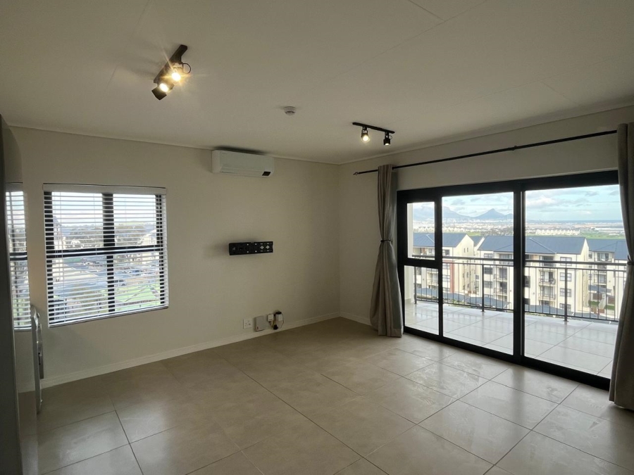 1 Bedroom Property for Sale in Richwood Western Cape